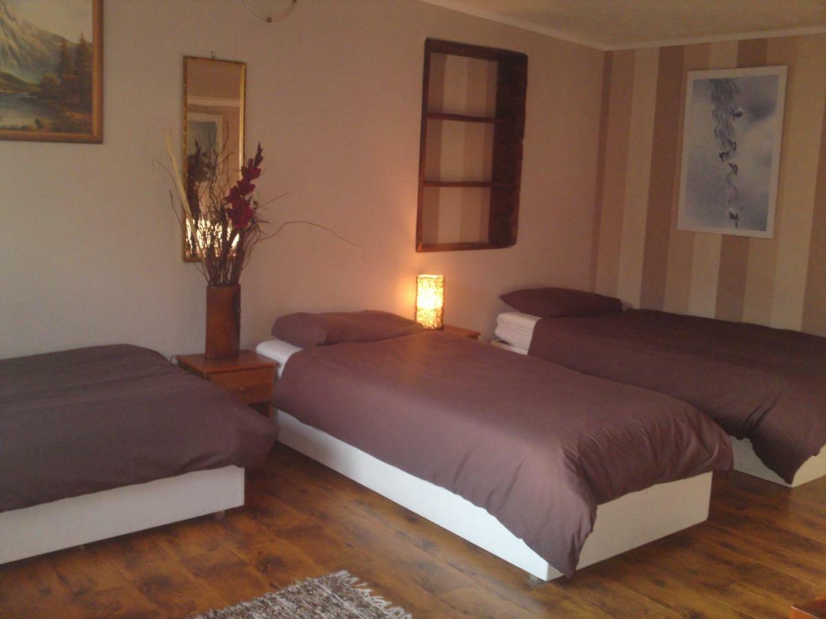 Liptovský Mikuláš Mikulas Guest House מראה חיצוני תמונה