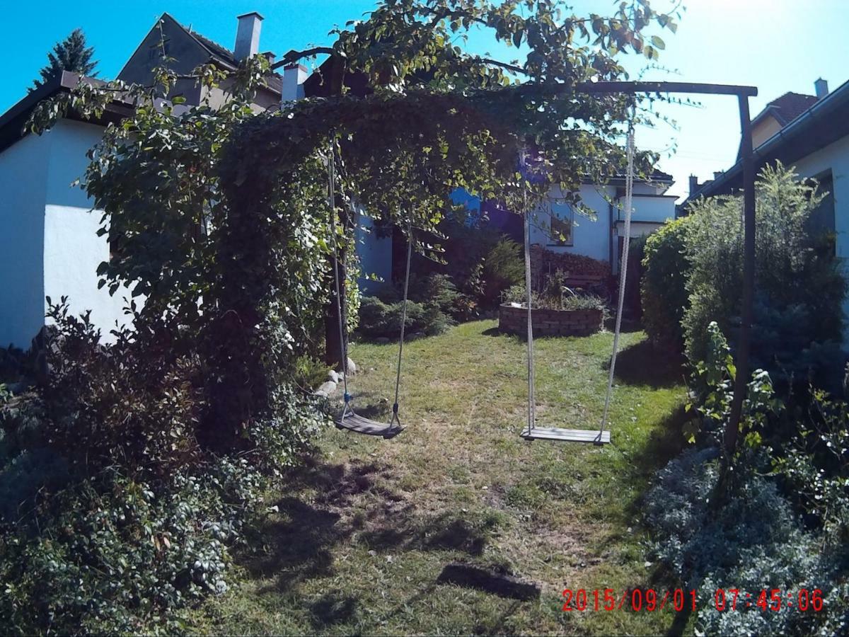 Liptovský Mikuláš Mikulas Guest House מראה חיצוני תמונה